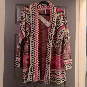 Bold pink/ black/ white Aztec design cardigan.